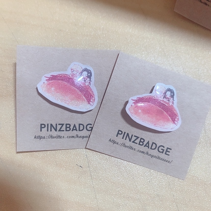 マンジ たべものピンバッジ