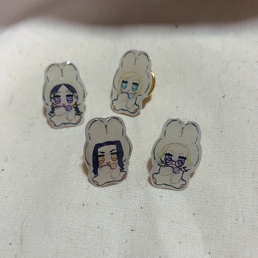 マンジ!🐰ピンバッジ🐰