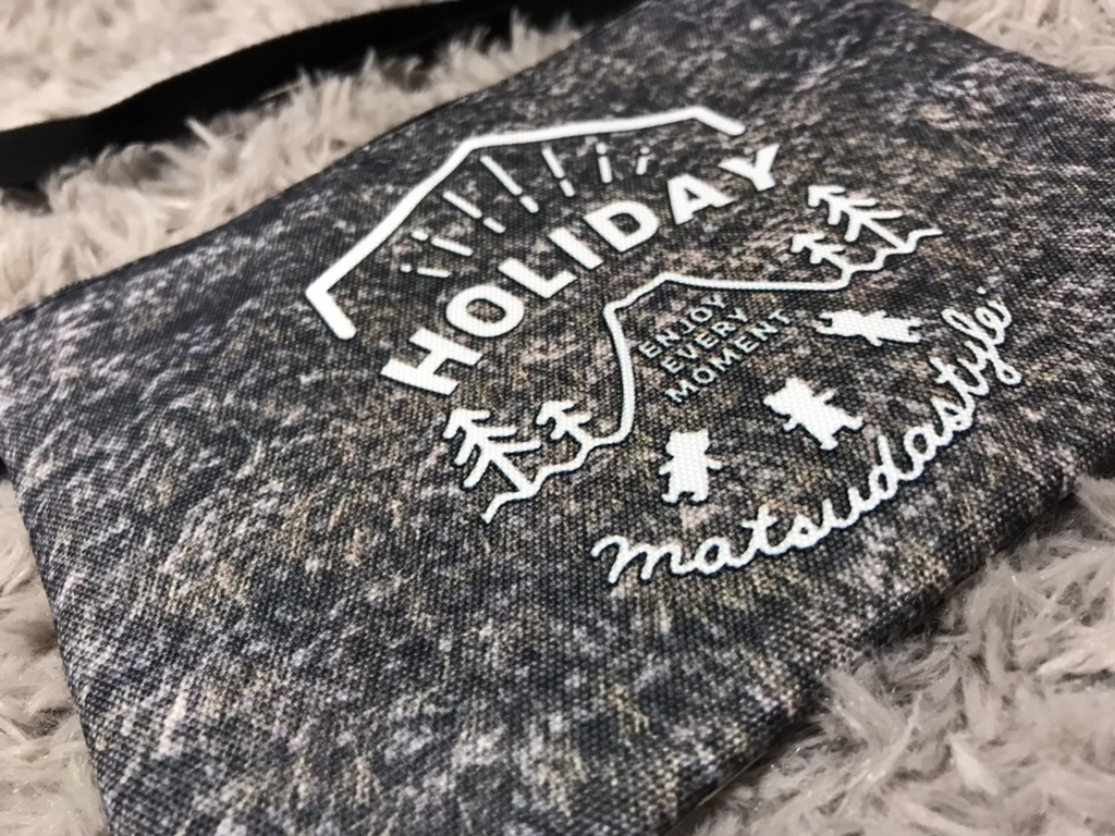 スマートフォンポーチ