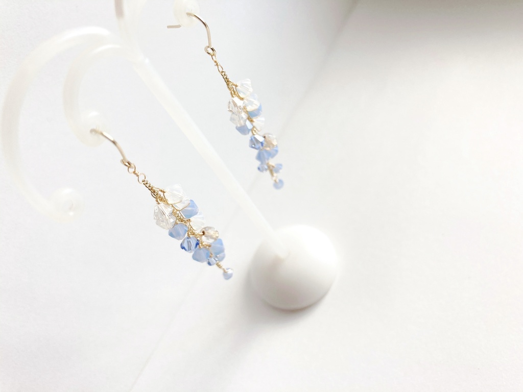 【鬼滅の刃】藤の花イメージイヤーアクセ