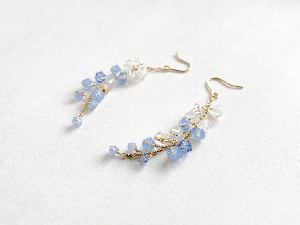 【鬼滅の刃】藤の花イメージイヤーアクセ