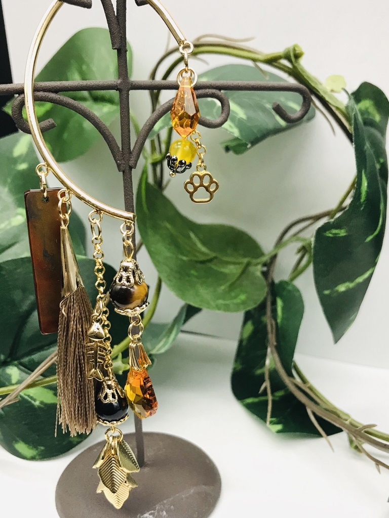 サバナクロー 概念アクセサリー