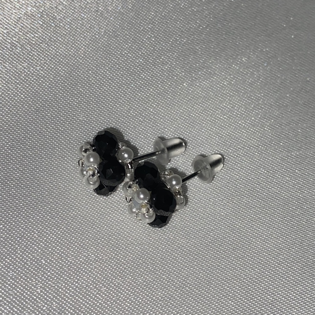 ピアス(ブラック)