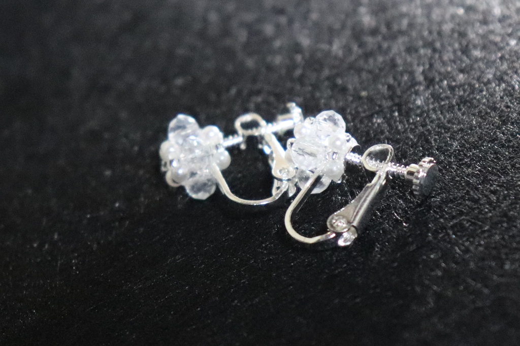 イヤリング【クリスタル】おまけ付き