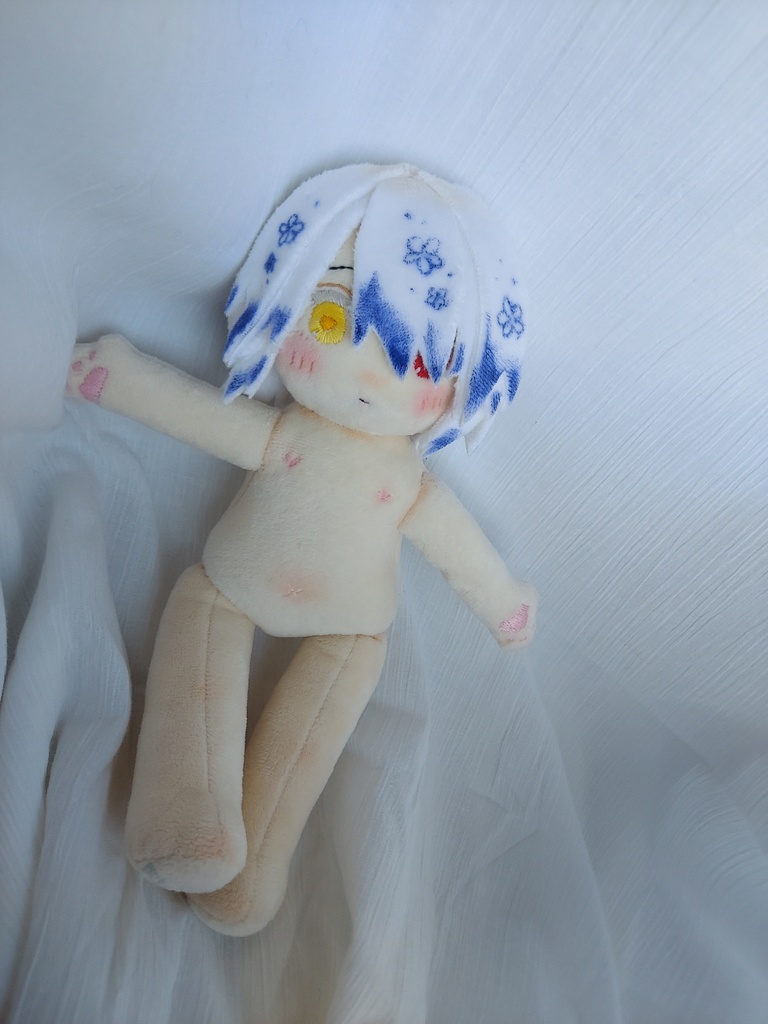 【自作ぬいぐるみ】花童楼【白花紫艶】