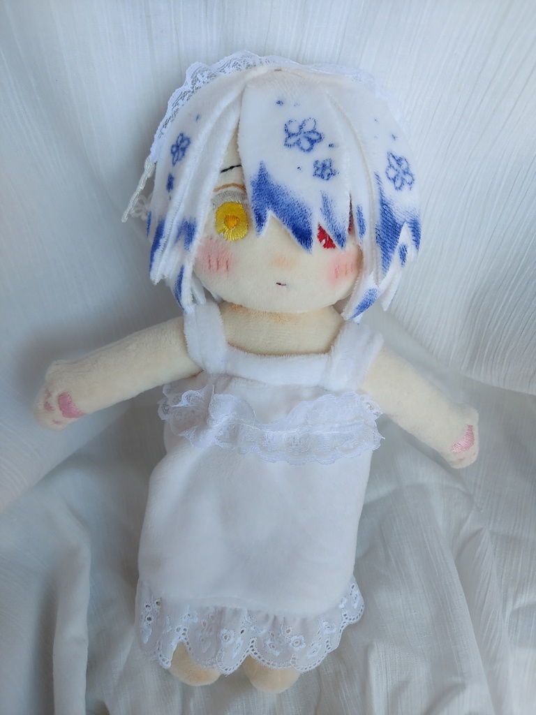 【自作ぬいぐるみ】花童楼【白花紫艶】