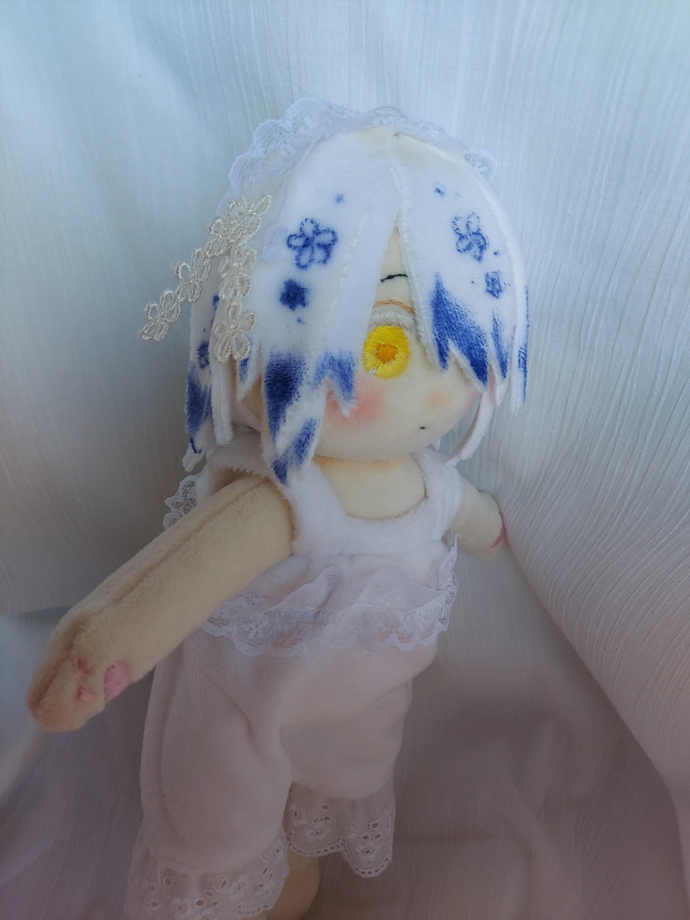 【自作ぬいぐるみ】花童楼【白花紫艶】