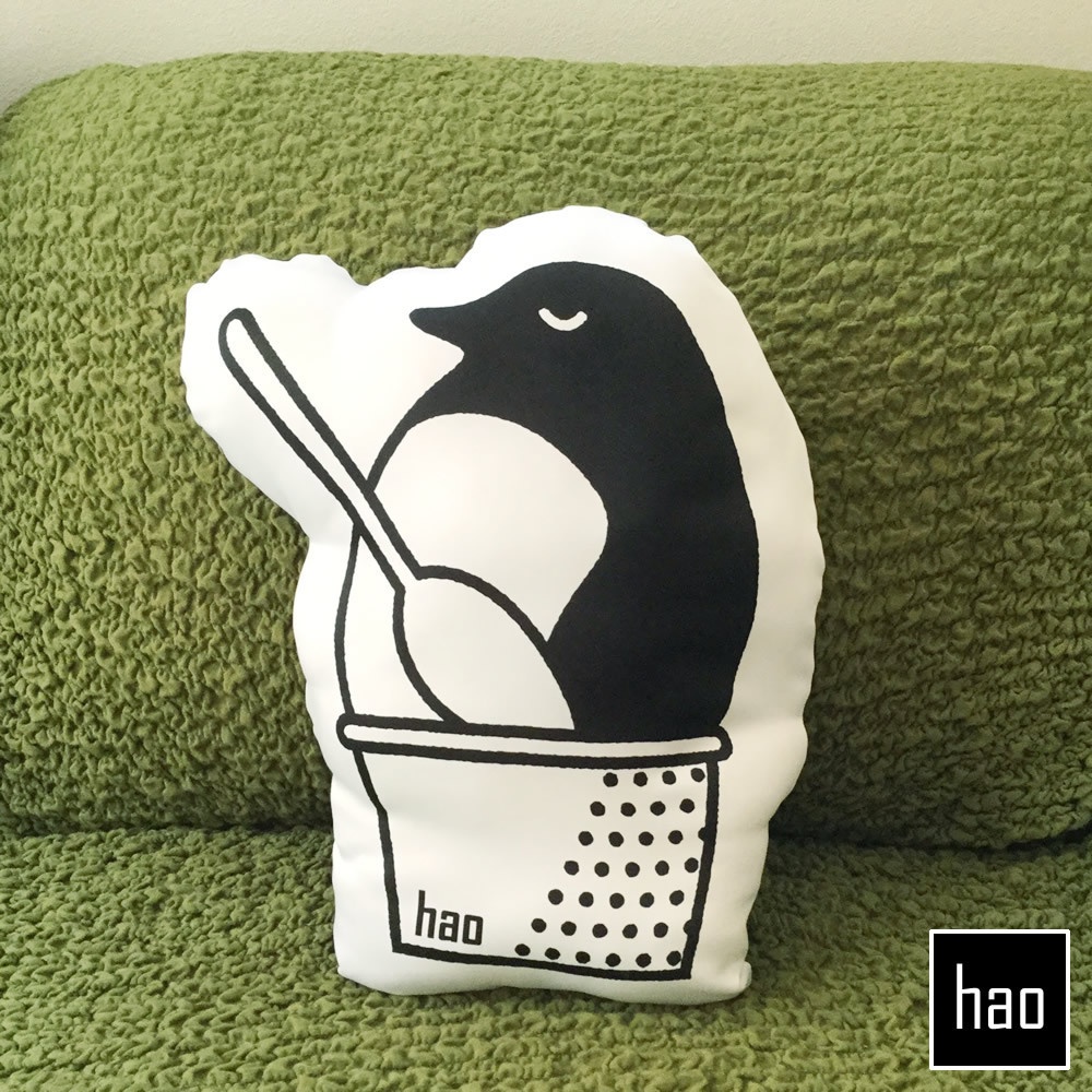 おいしそうなペンギンクッション