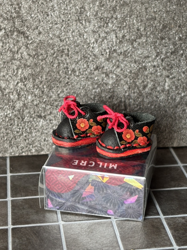 椿スニーカー 本革靴 10センチぬい オビツ11