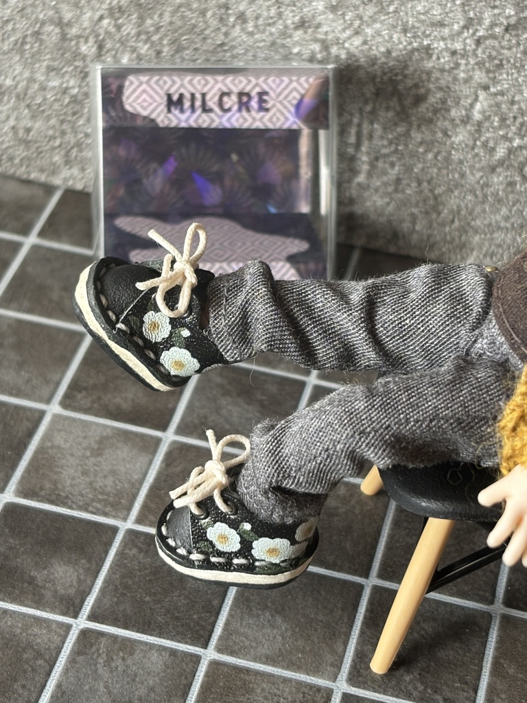 椿スニーカー 本革靴 10センチぬい オビツ11