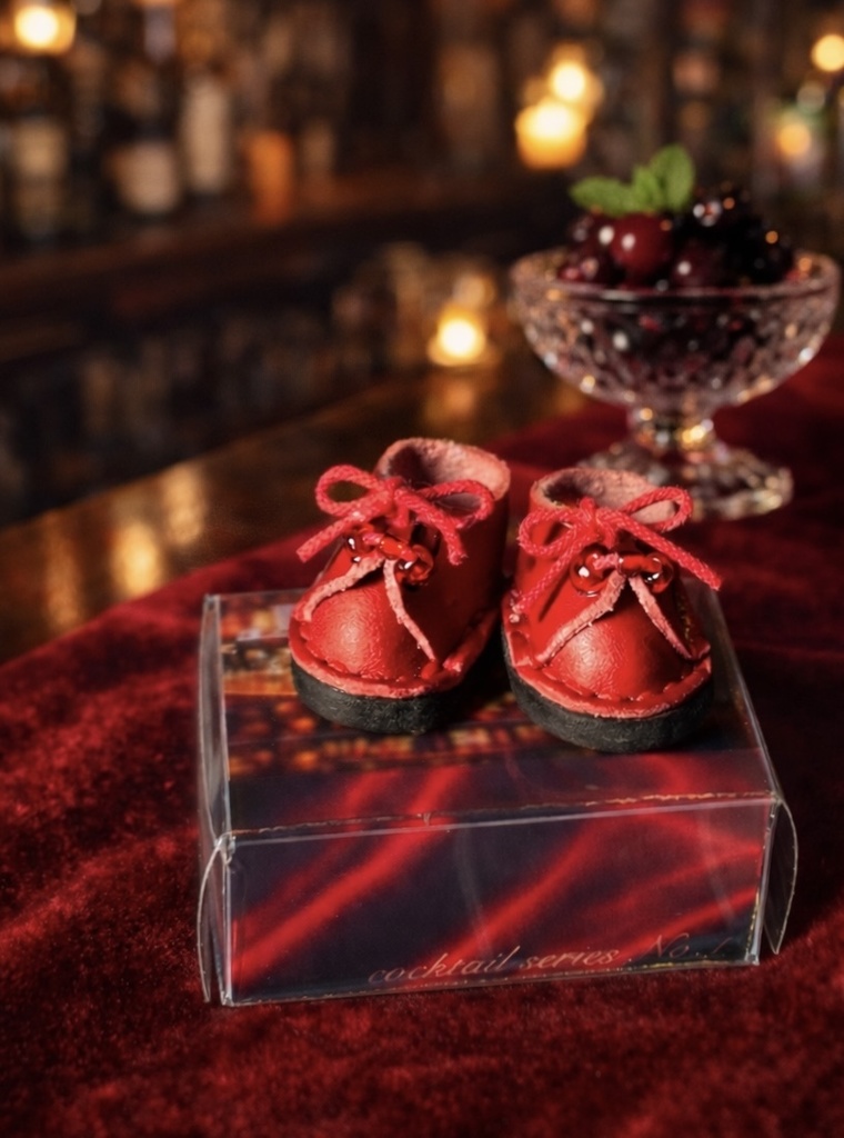 カクテルシリーズ🍸スニーカー1 オビツ11 約9〜12cmぬいサイズ