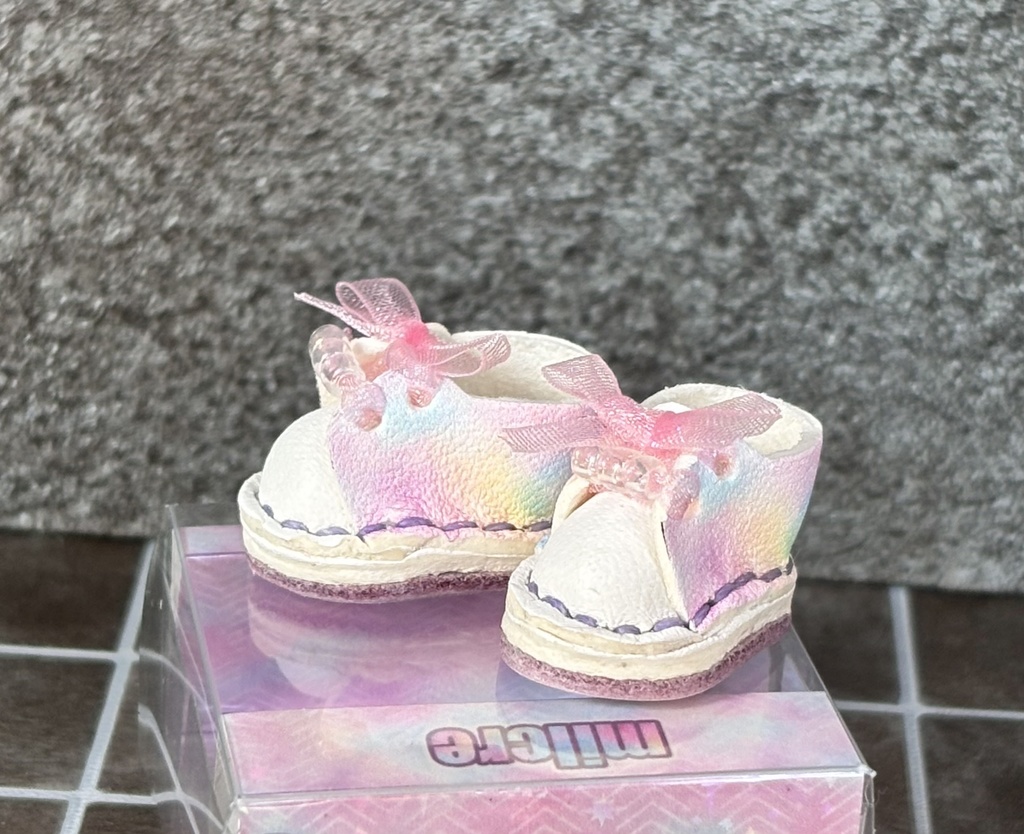 ゆめかわスニーカー🫧まどろみの空 オビツ11 9〜12cmぬいサイズ