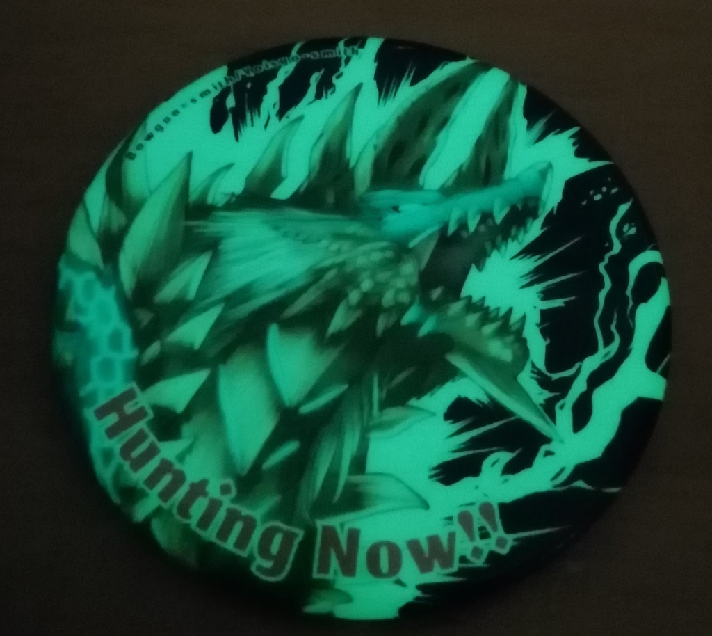 【 モンハン狩り中缶バッチ】ジンオウガ/ リオレウス/アイルー