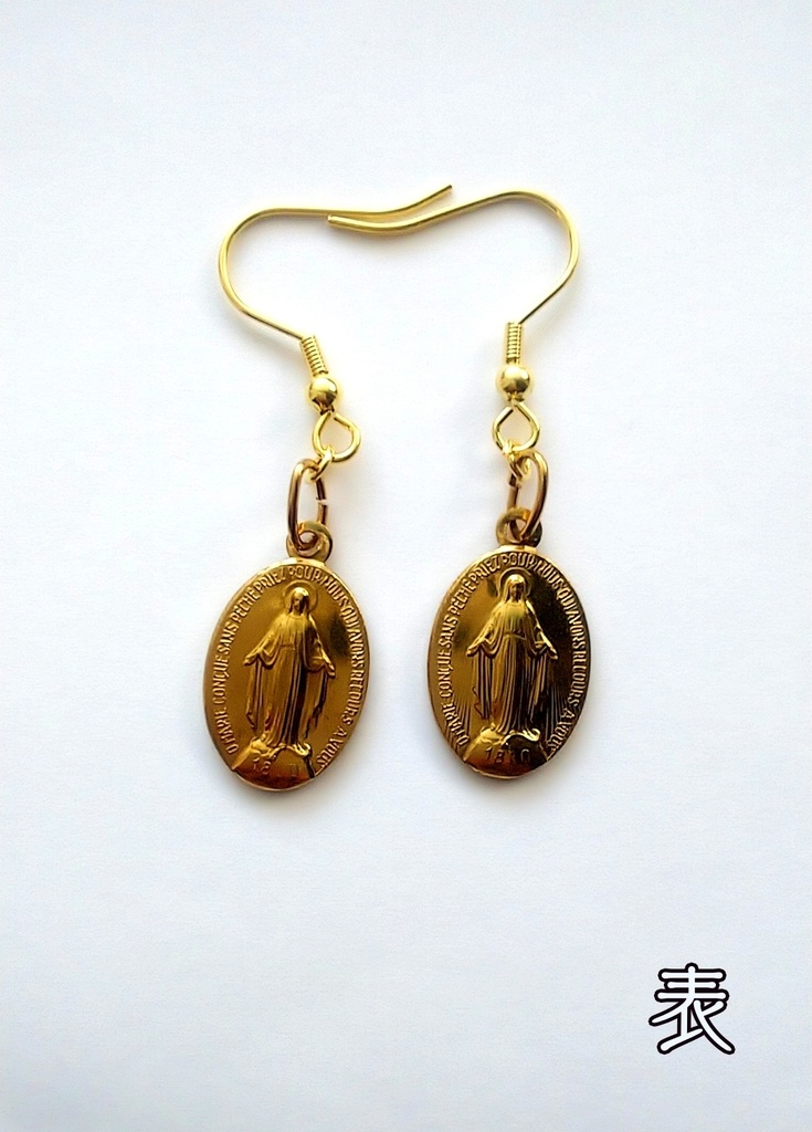 ピアス『聖女の御守』