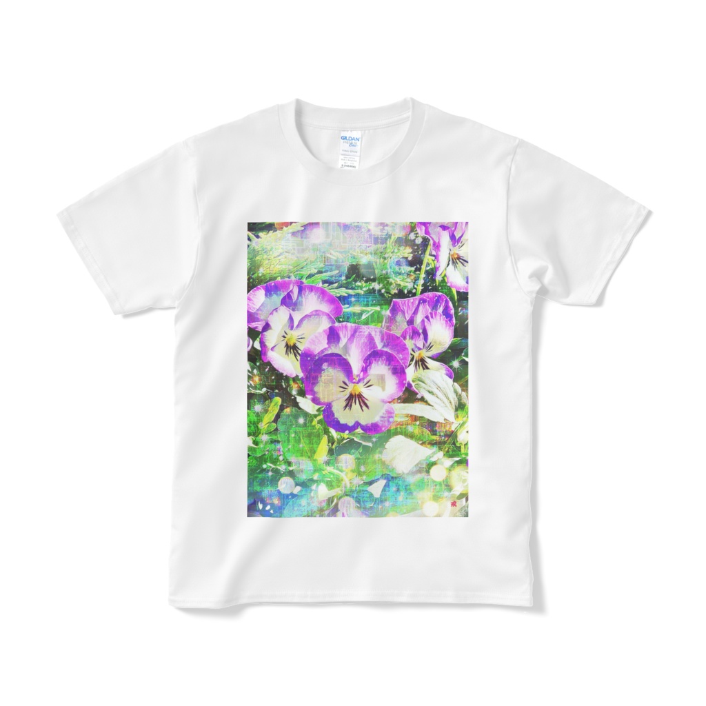 a-906 朝 掠れた空気に埋もれる華 A flower buried in the morning airでTシャツ