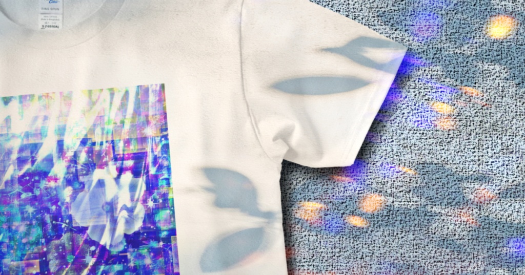 a-1310 水の蒼さに沈む華 Flower sinking in the blue of waterでTシャツ作りました。 ☆応援企画商品☆