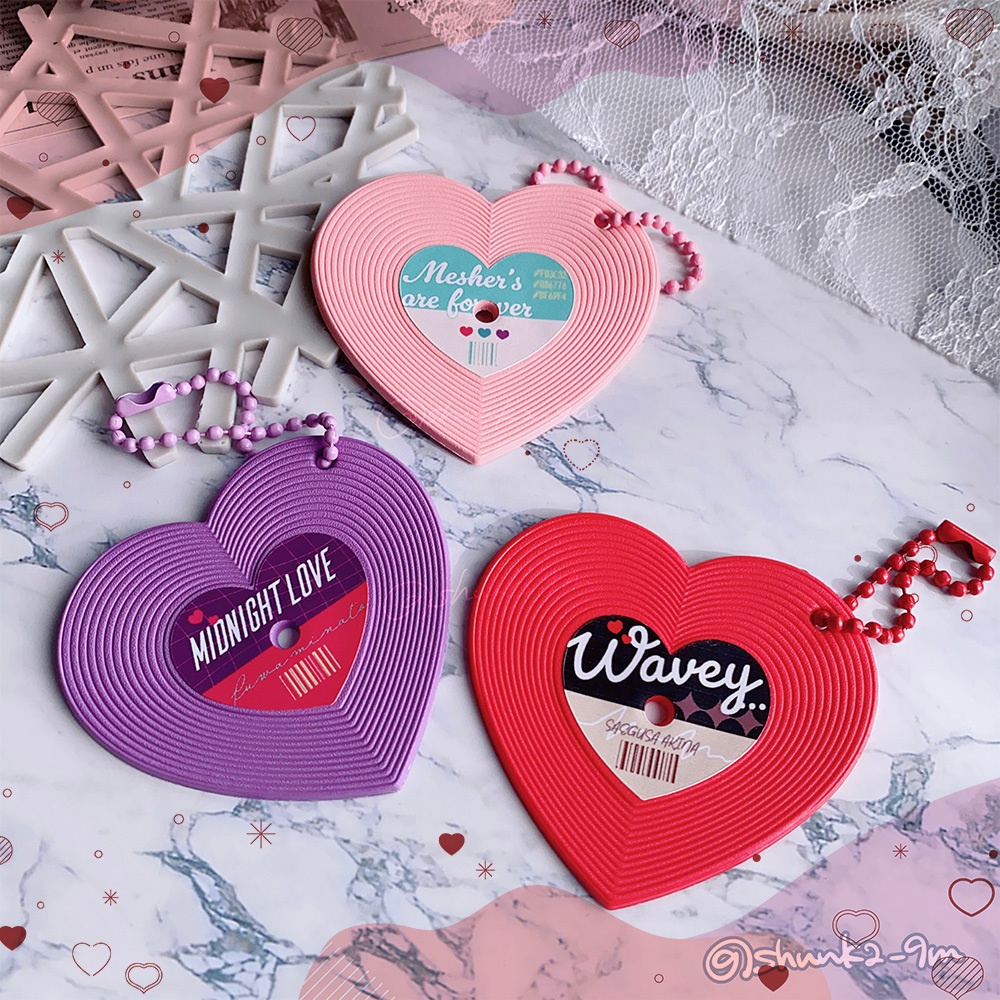 ハート型レコード風キーホルダー