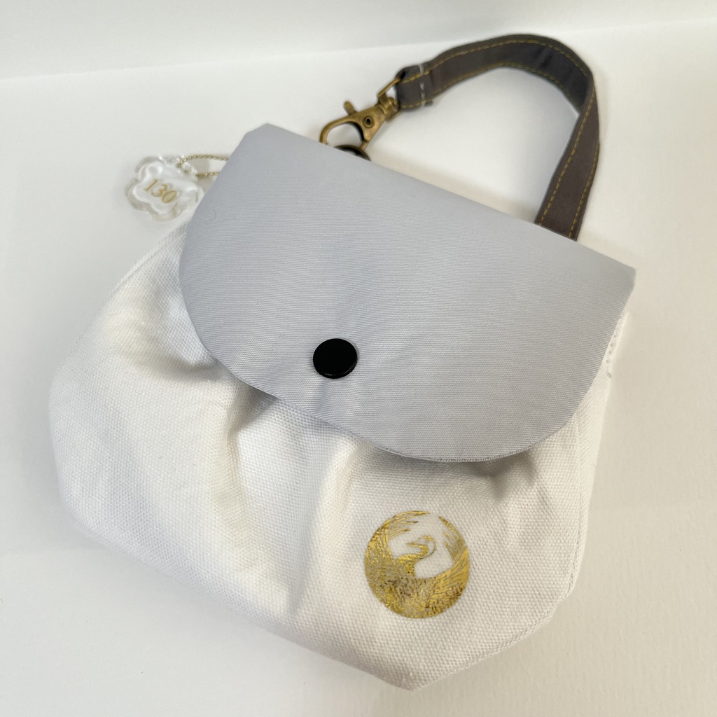 ꒰ 鶴丸国永 ꒱バッグに付けられる！ もちミニバッグ