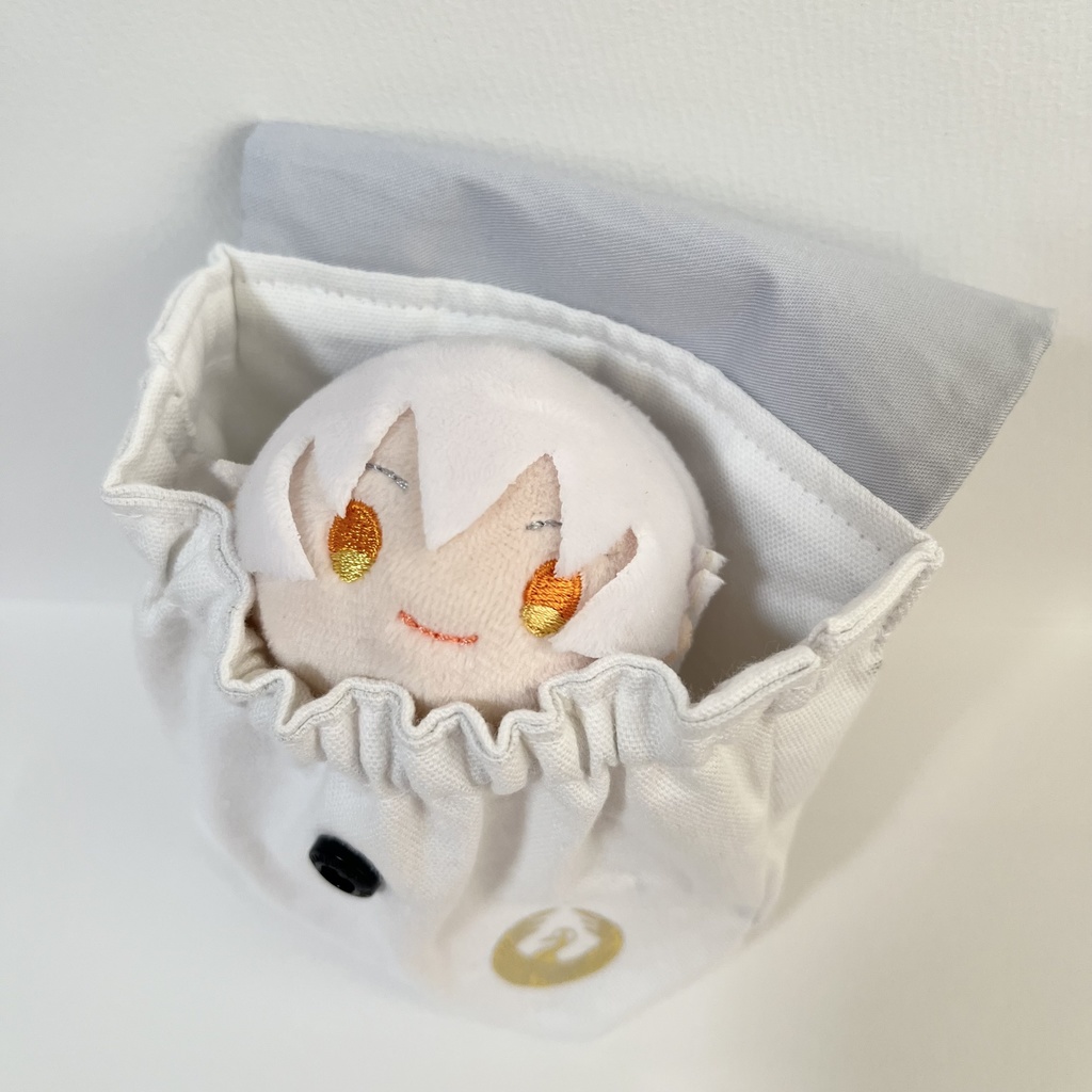 ꒰ 鶴丸国永 ꒱バッグに付けられる! もちミニバッグ