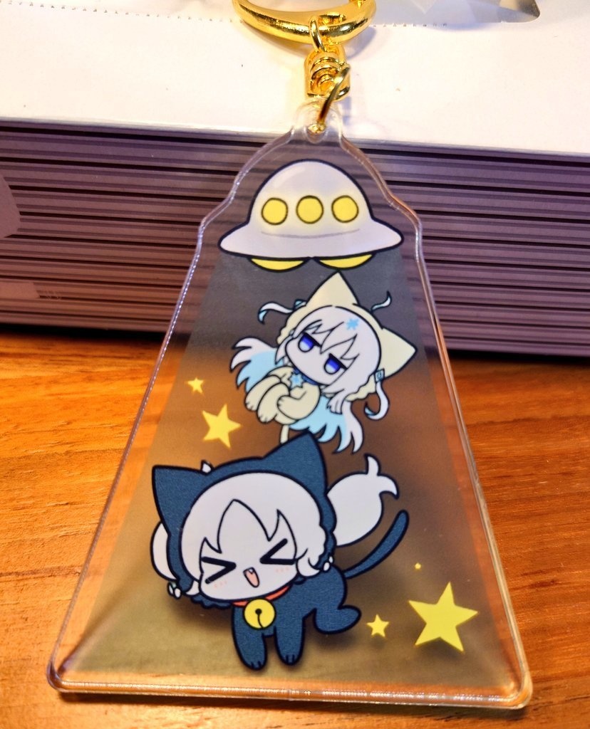 マベユニにゃんキャトられ分厚アクキー