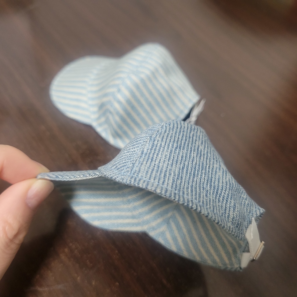 デニム風オーバーオール&キャップ