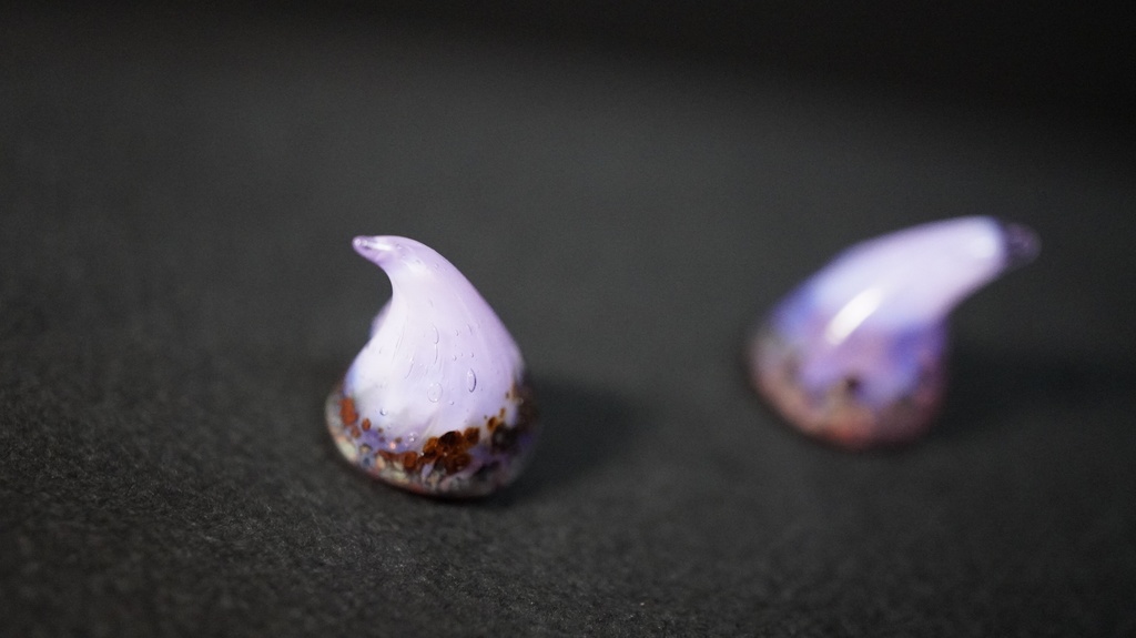 豆ツノ3(乳白紫)