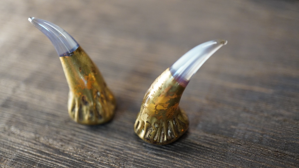 金のガラス角（中サイズ）