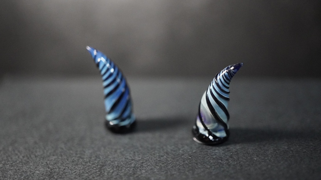 ねじり豆ツノ(青黒)