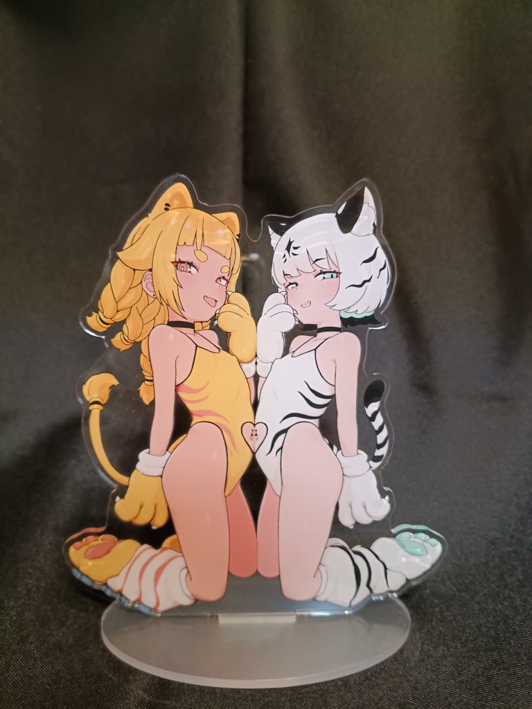 【ナナミヅキさんコラボ】カディアさまと白虎ちゃんアクリルフィギュア