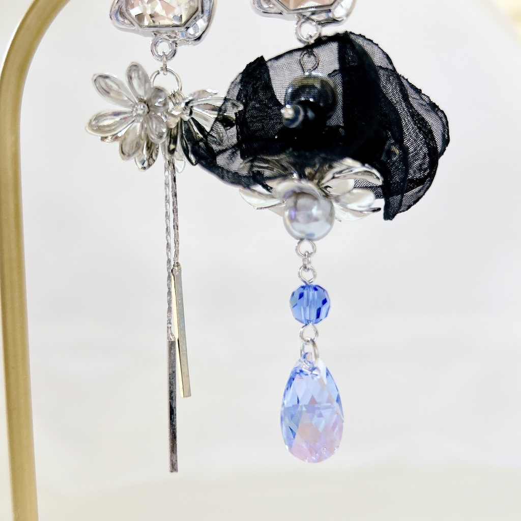 荼毘 イメージピアス/イヤリング