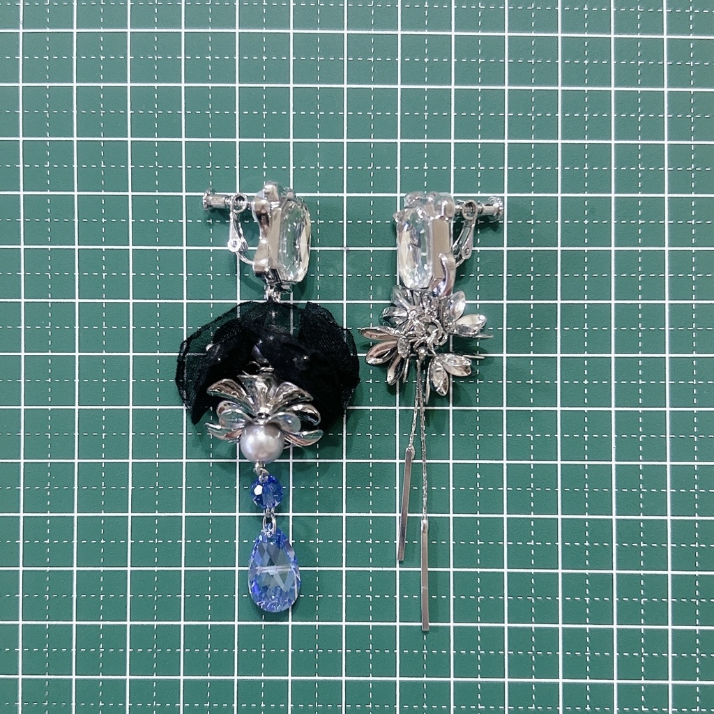 荼毘 イメージピアス/イヤリング