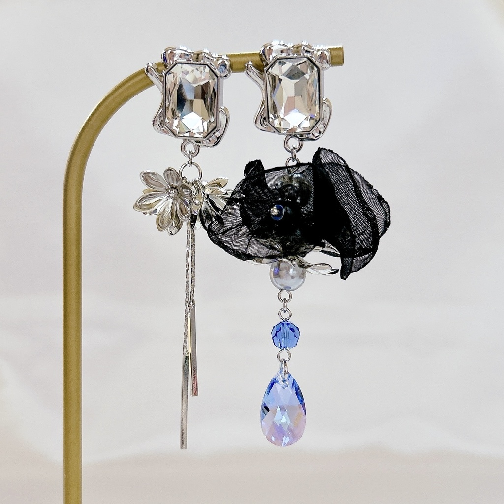荼毘 イメージピアス/イヤリング