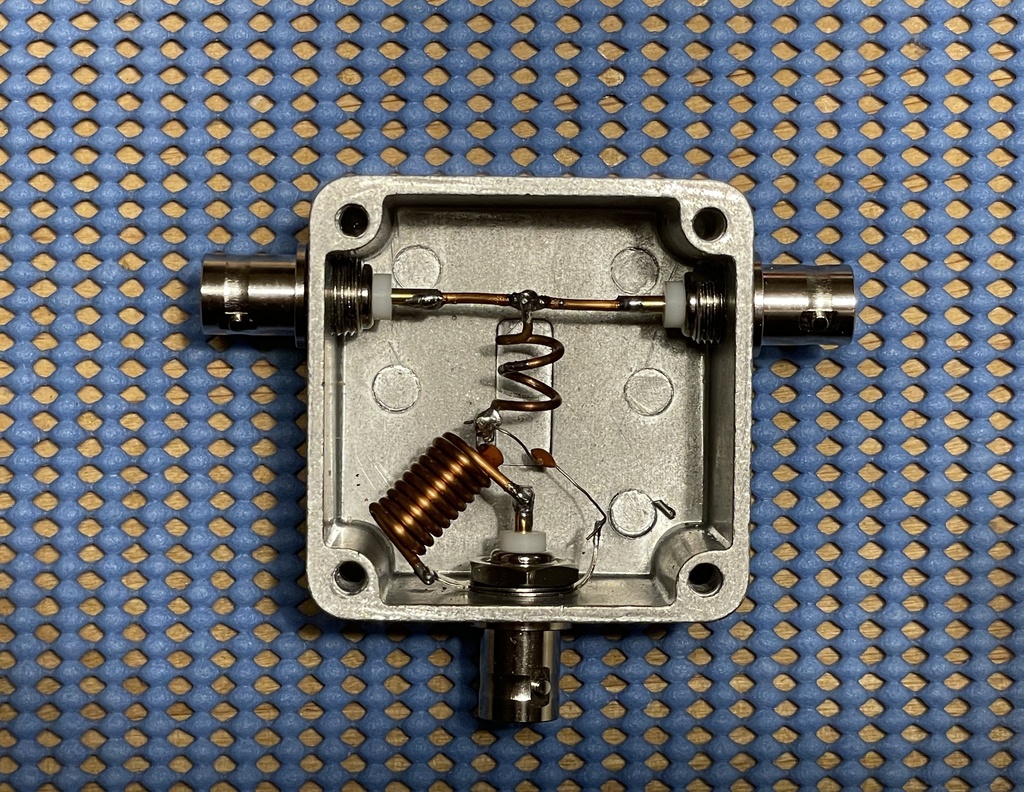 BPK62 50MHz/144MHz デュアルスタック分配器