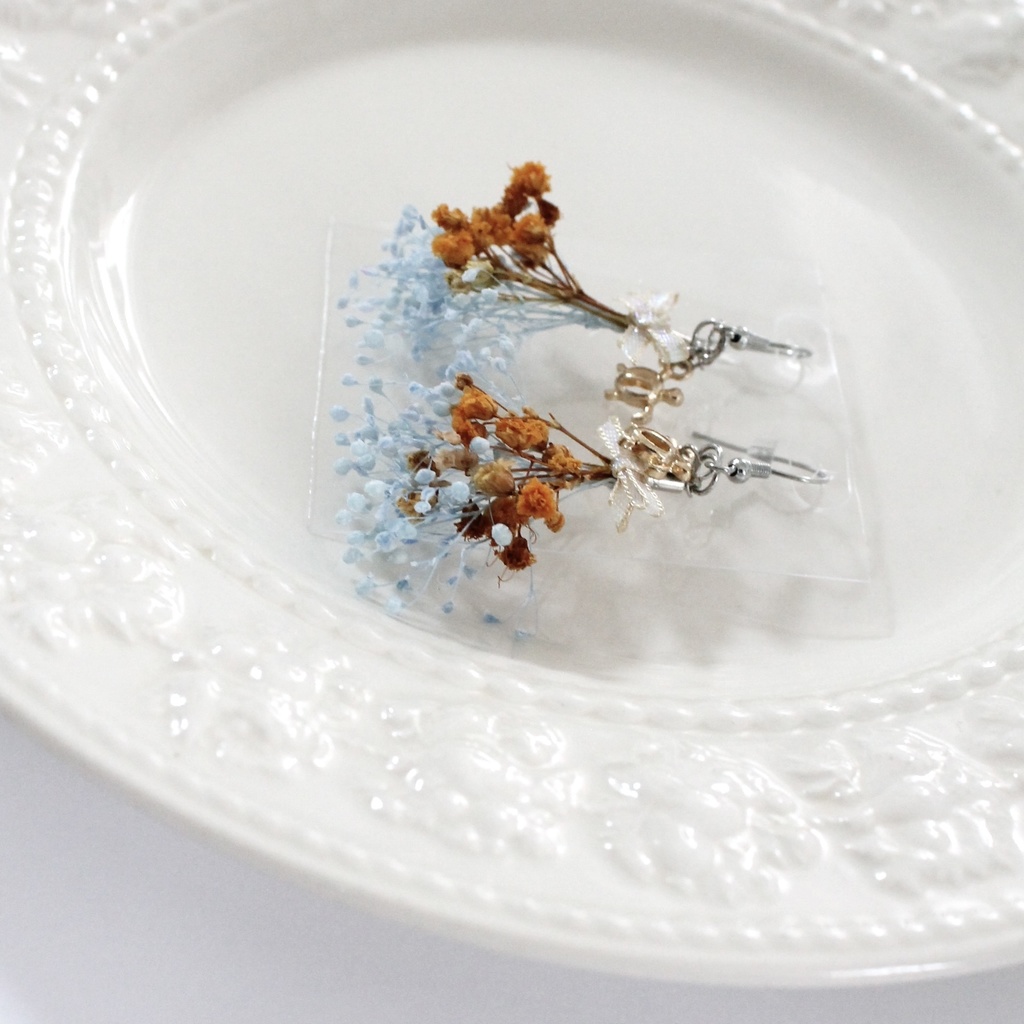 かすみ草のピアス・イヤリング③