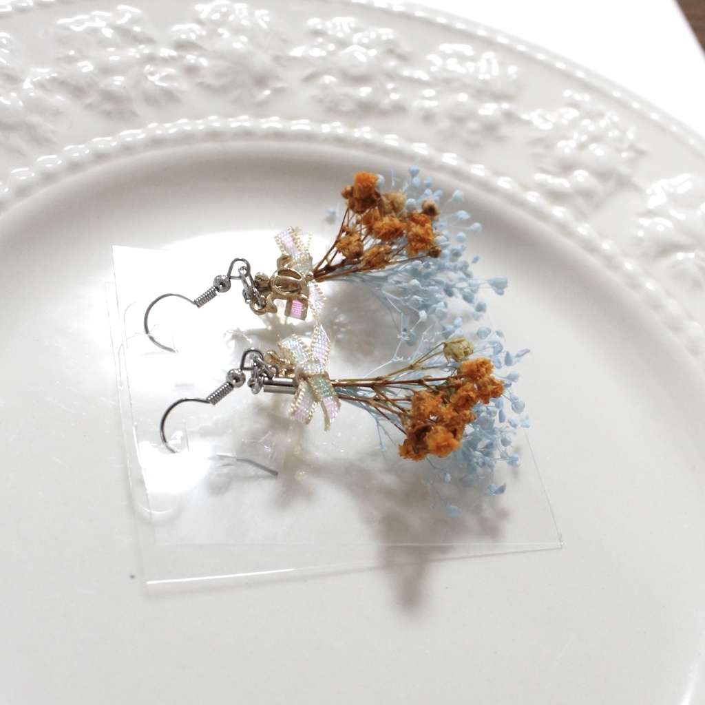 かすみ草のピアス・イヤリング③