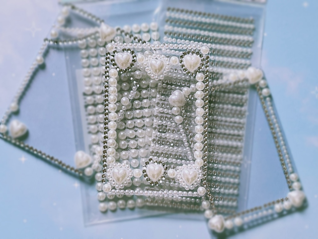 パール調デコレーショントレカケース