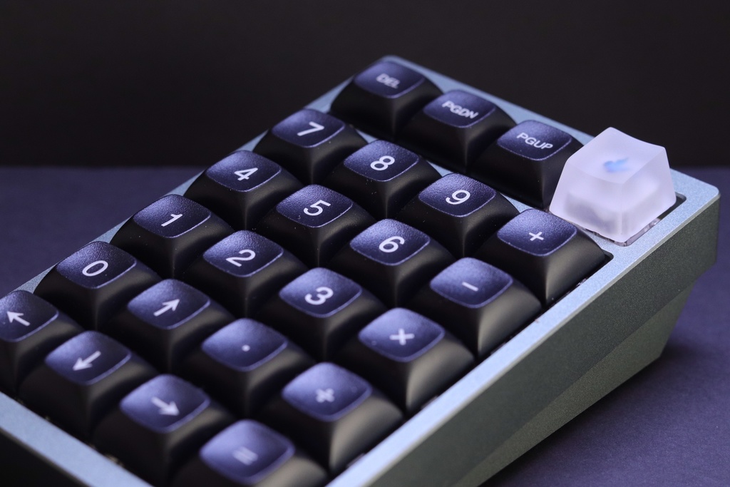 フローズンバタフライキーキャップ / Frozen butterfly