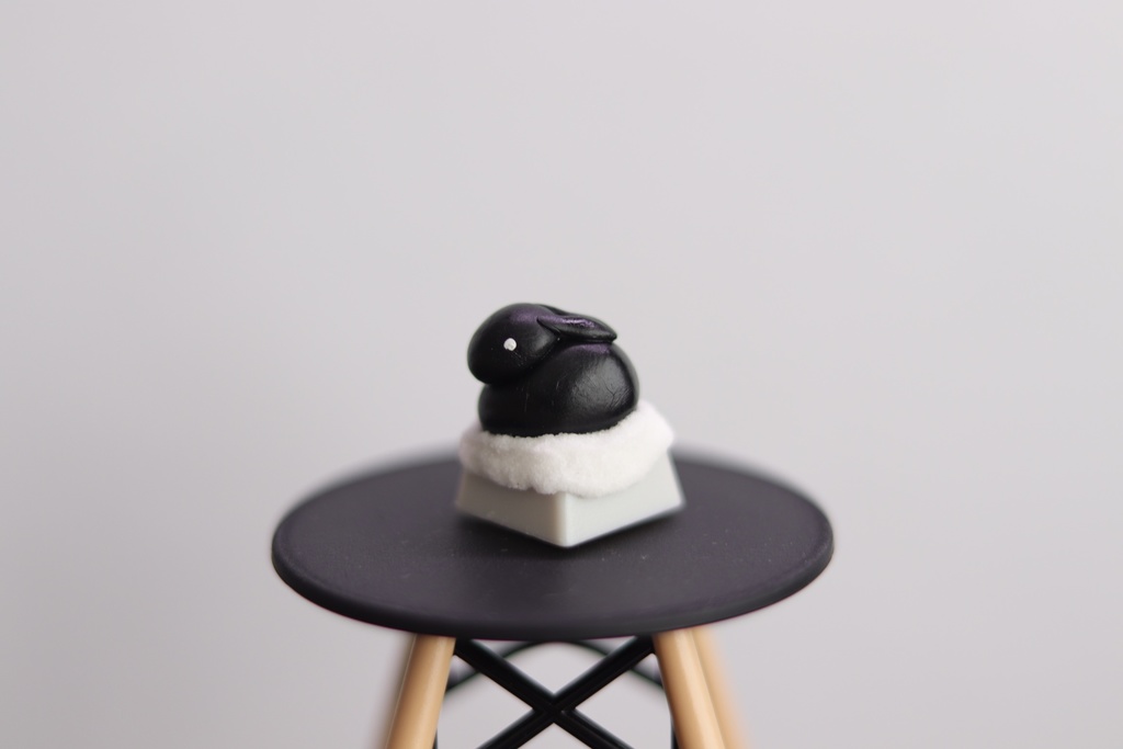 漆黒うさキーキャップ / Dark rabbit