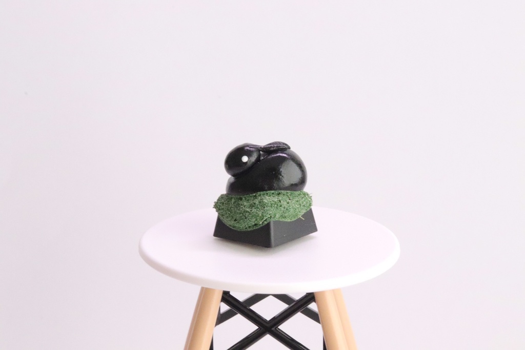 漆黒うさキーキャップ / Dark rabbit