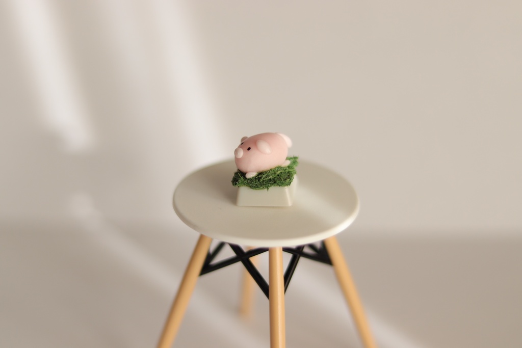 ぶたさんキーキャップ / Slacking pig