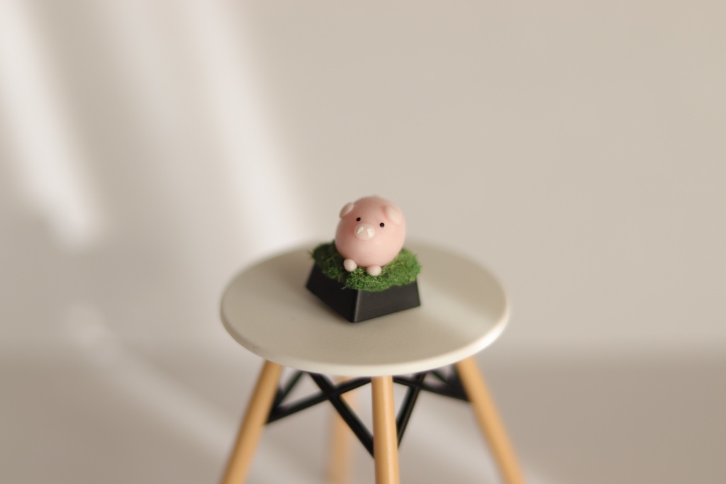 ぶたさんキーキャップ / Slacking pig