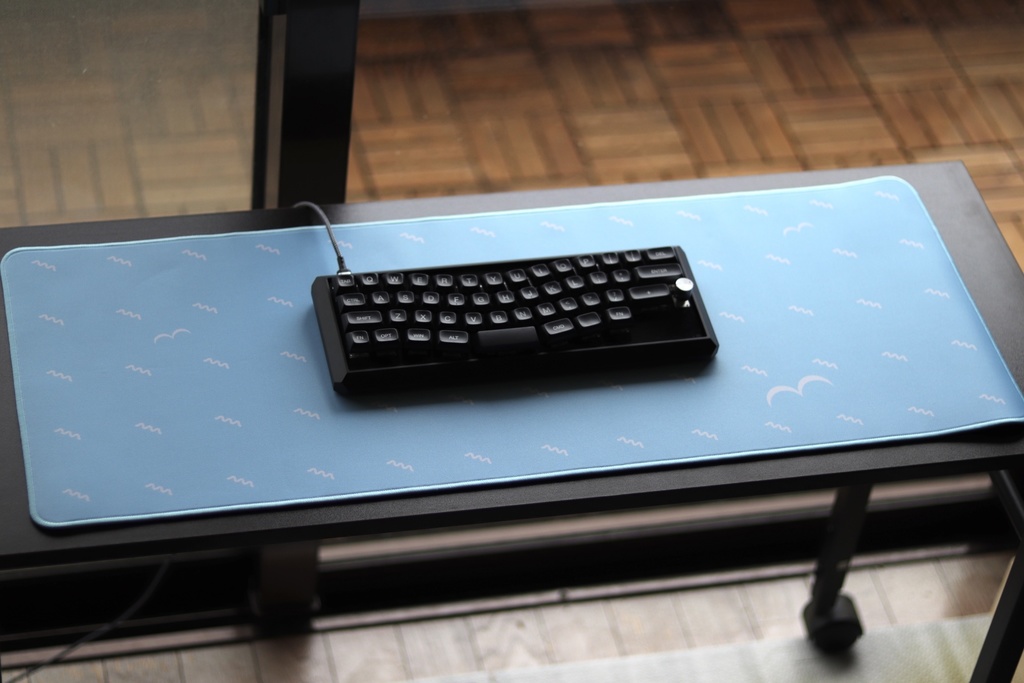 【終売】かもめデスクマット / Fly with seagulls