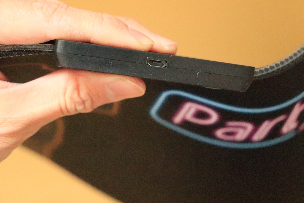 パリピ仏陀ミニデスクマット / Life is party.