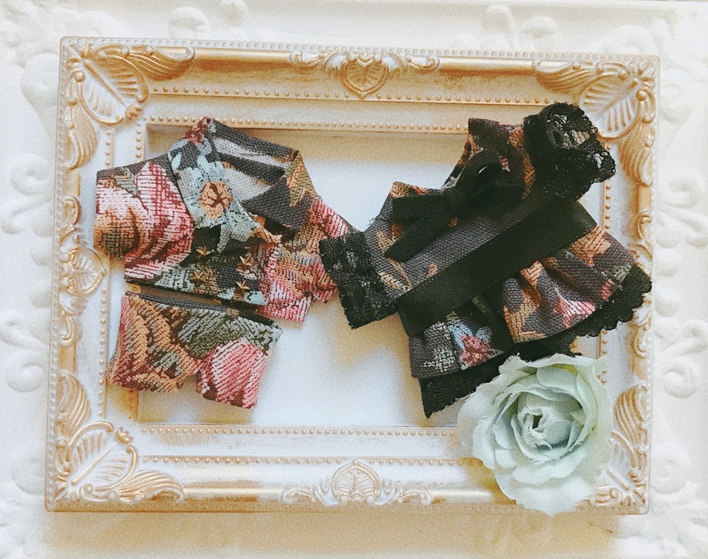 薔薇のスーツとワンピースの3点セット