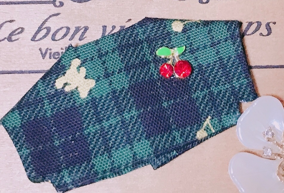 10、12cm用 グリーンチェリーシャツ