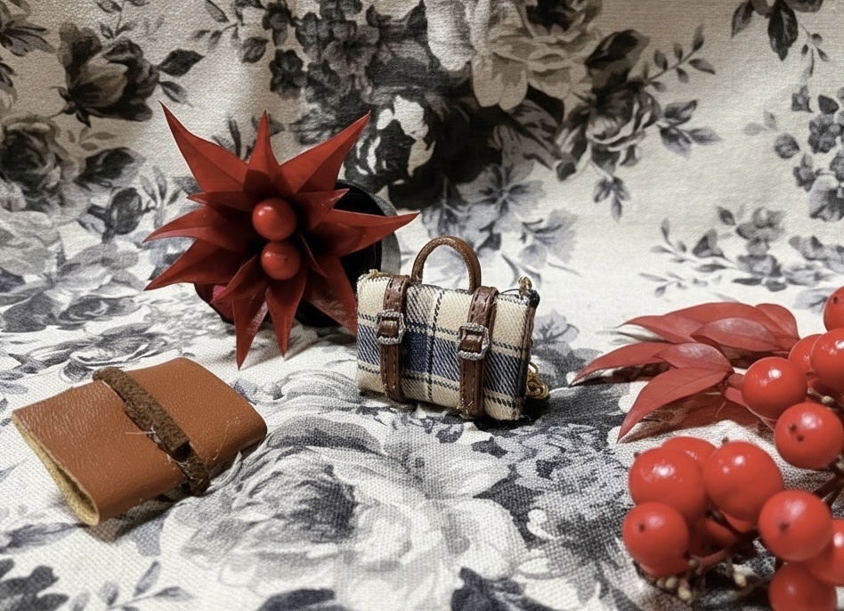 トランク風ポシェット