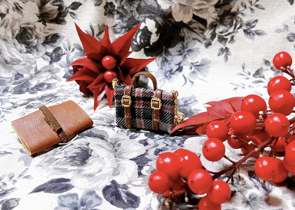 トランク風ポシェット