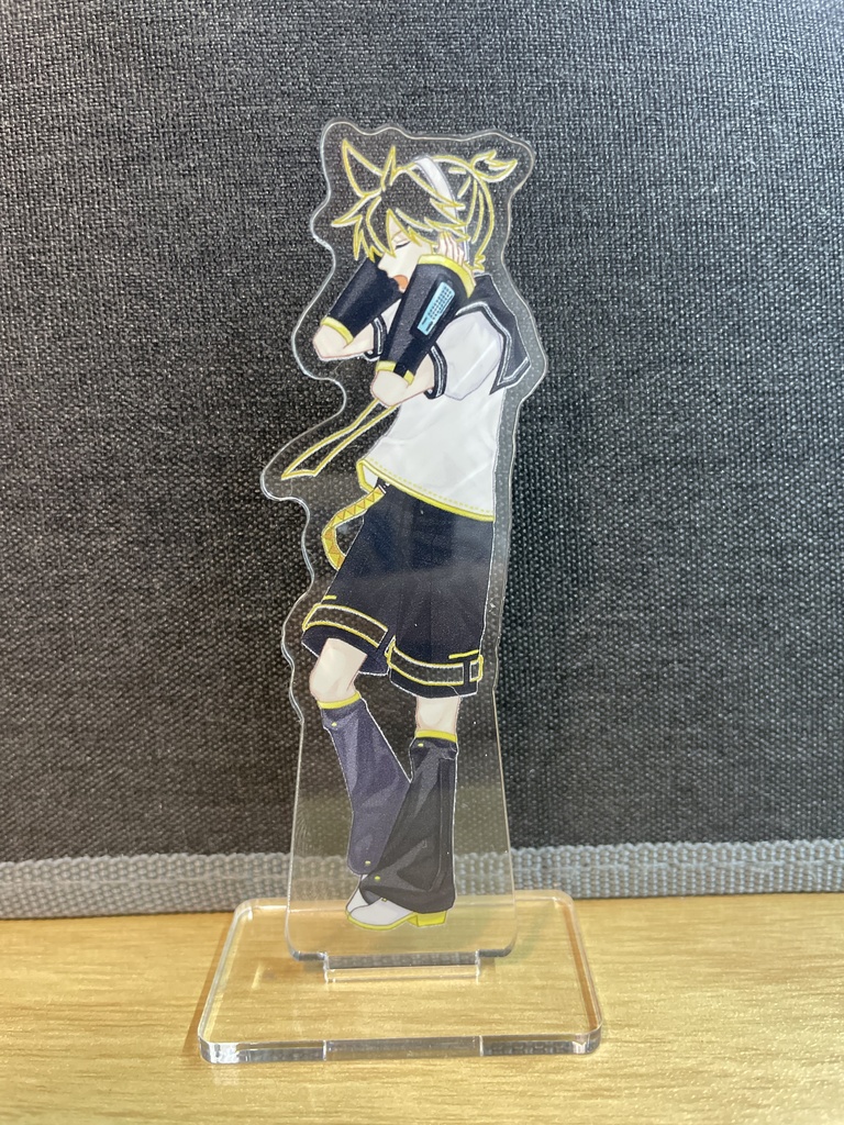 【#CRYP透ズ】透けるアクリルスタンド クリプトンズ ※2026年2月末発送