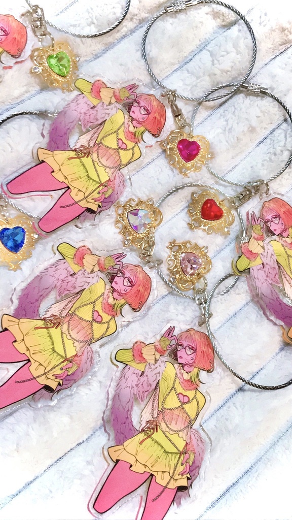 チャーム付きワイヤーキーホルダー