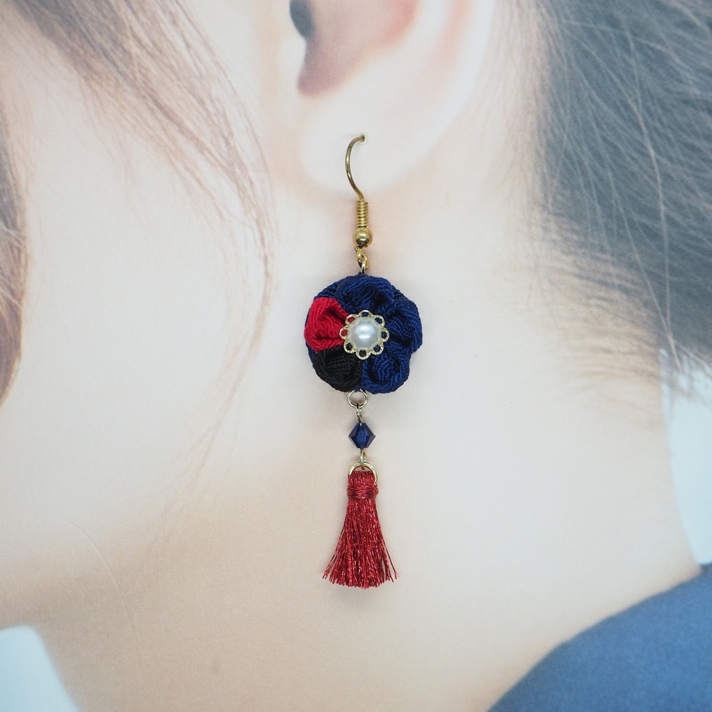 つまみ細工のピアス&イヤリング